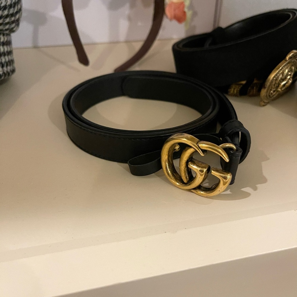 Gucci logo belt black in leather and bronze hardware